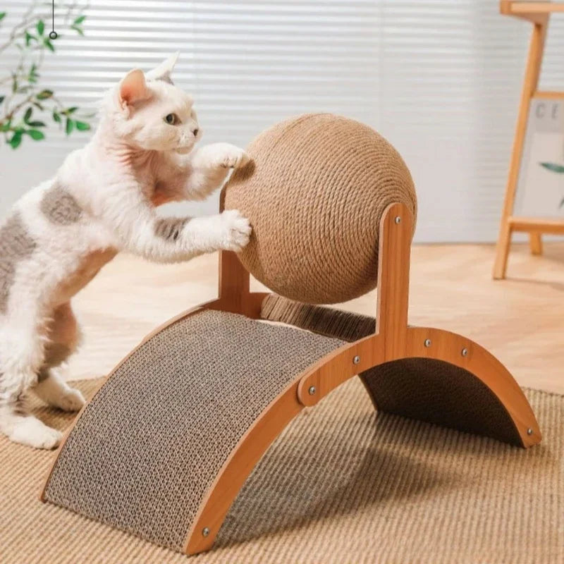 Wooden scratching ball for cat 