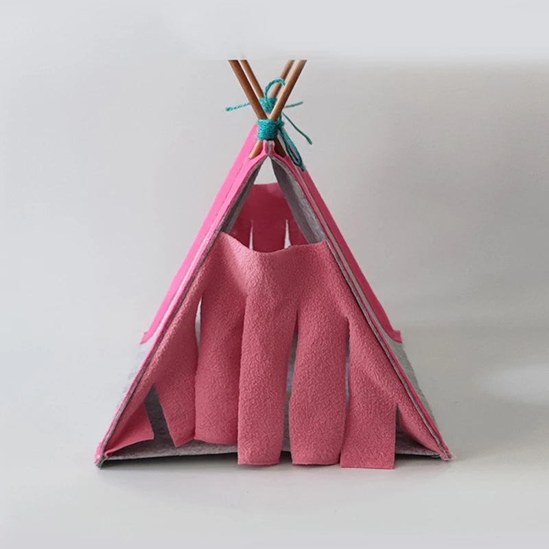 Felt tent for rabbit 