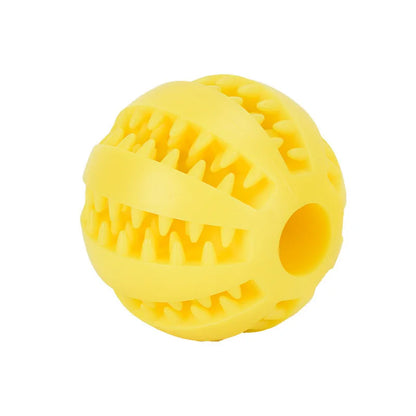 Interactive rubber ball for pets 