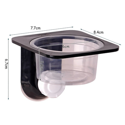 Reptile feeder with suction cup 