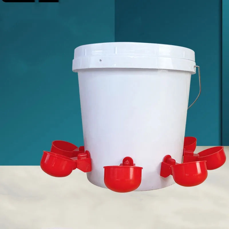 Disposable automatic waterer 